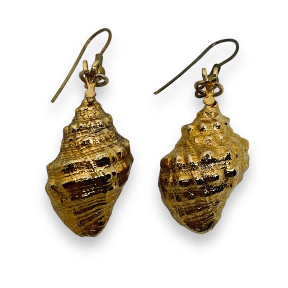 Gold Tone Conch Shell Dangle Drop Hook Earrings - Picture 3 of 4